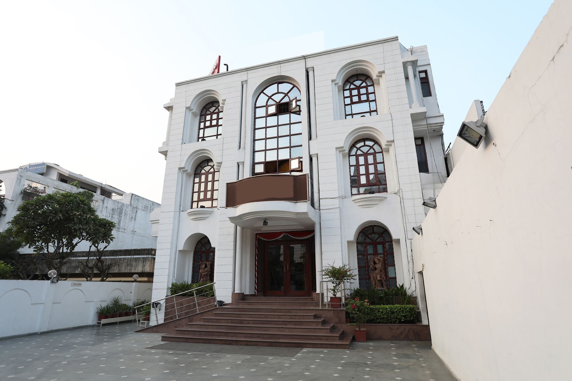 Hotel Oyo Flagship 11406 Indira Nagar