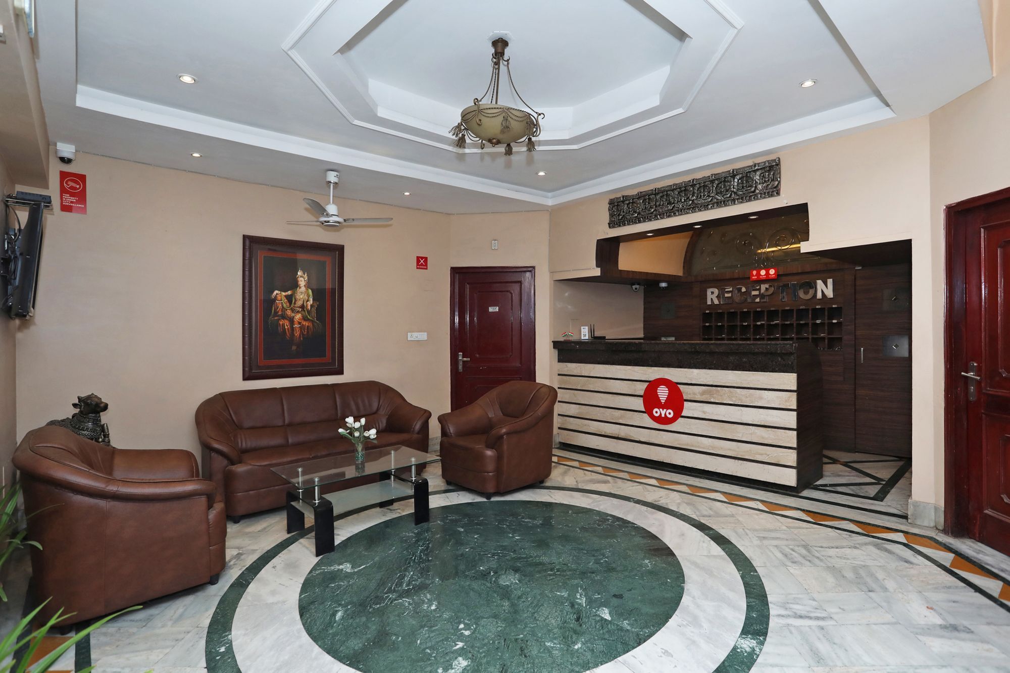 Oyo Flagship 11406 Indira Nagar Hotel