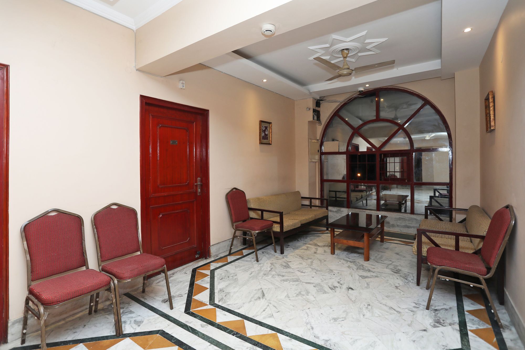 Oyo Flagship 11406 Indira Nagar 2* Lucknow